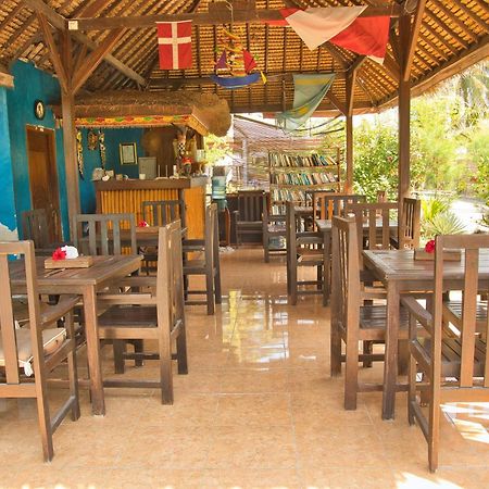 Bunga Bungalows ギリ島 エクステリア 写真