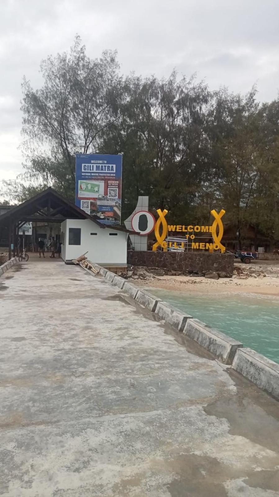 Bunga Bungalows ギリ島 エクステリア 写真