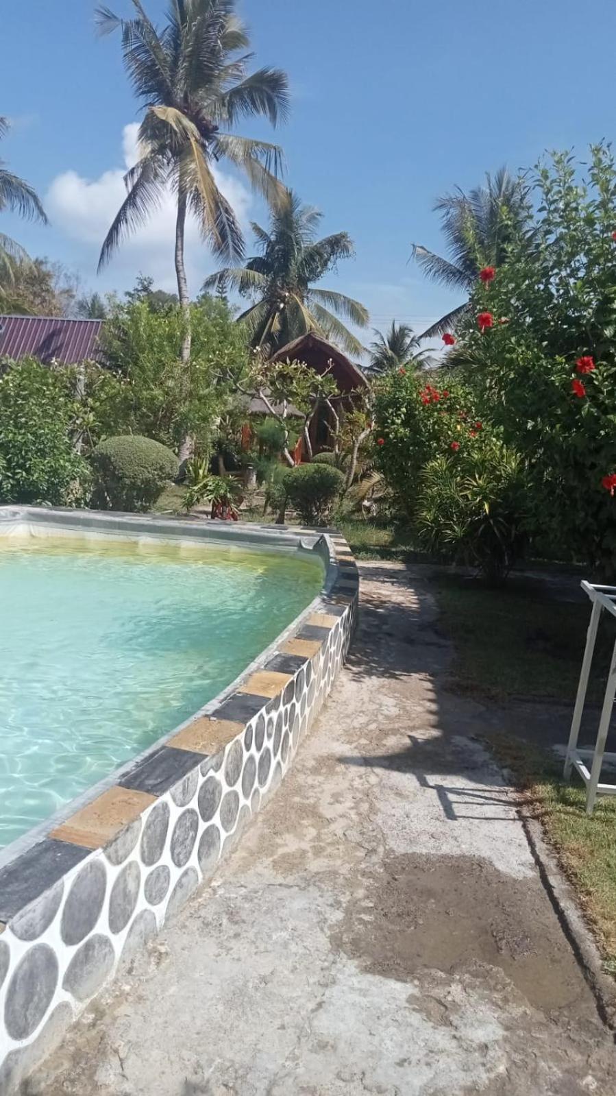 Bunga Bungalows ギリ島 エクステリア 写真